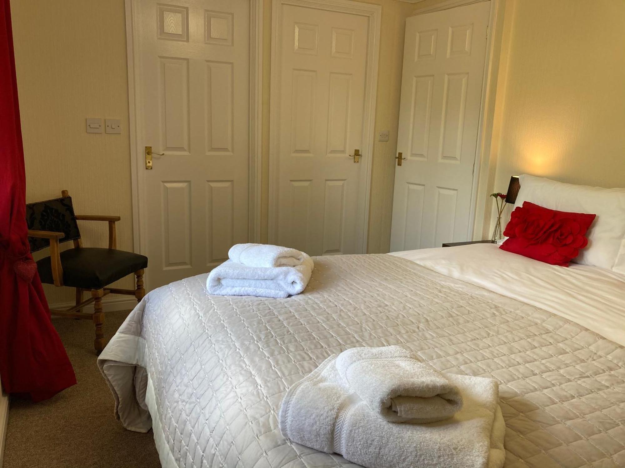 Lochay Lodges Killin Bagian luar foto